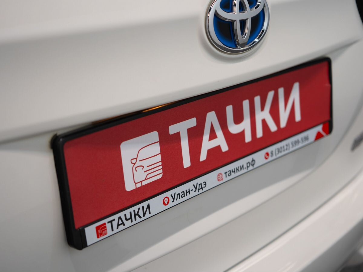Toyota Corolla Fielder 2019 - фото автомобиля