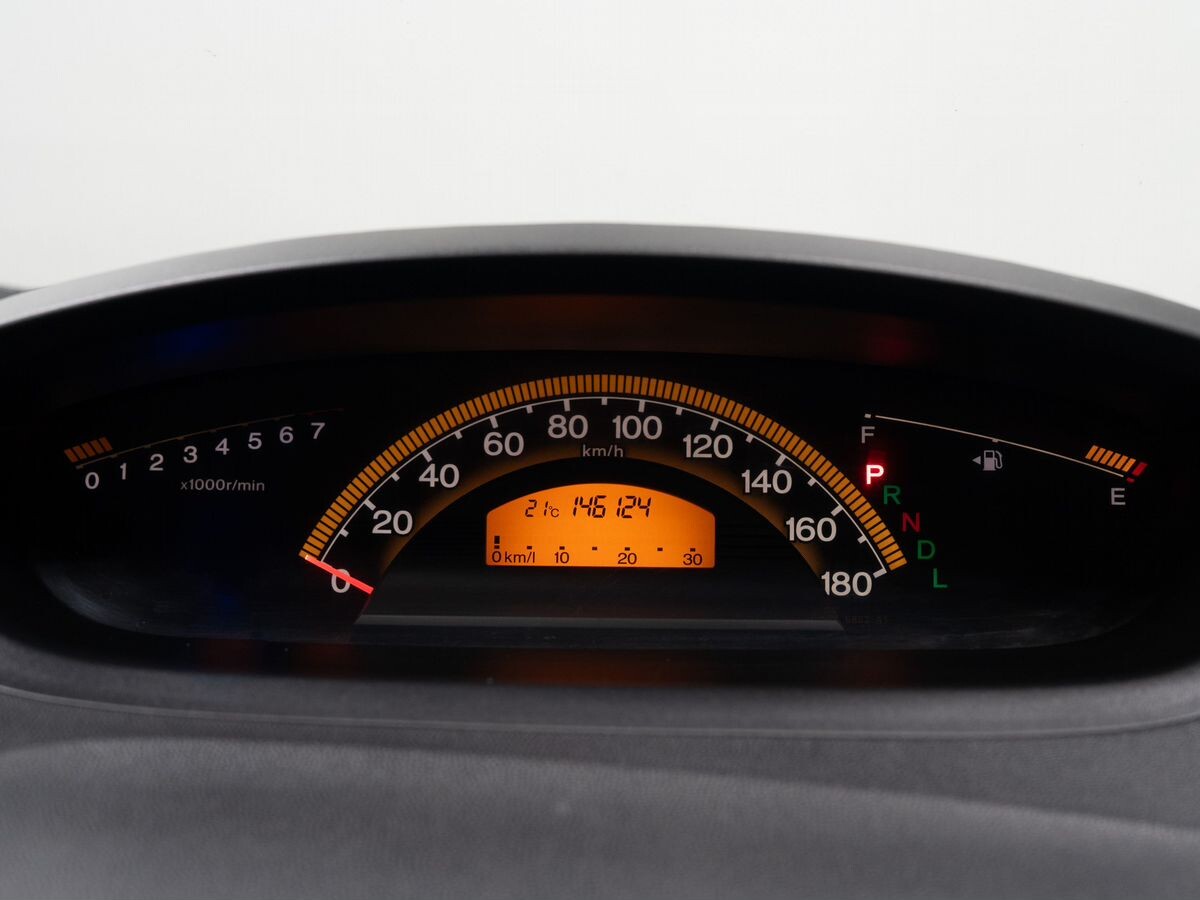 Honda Freed 2010 - фото автомобиля