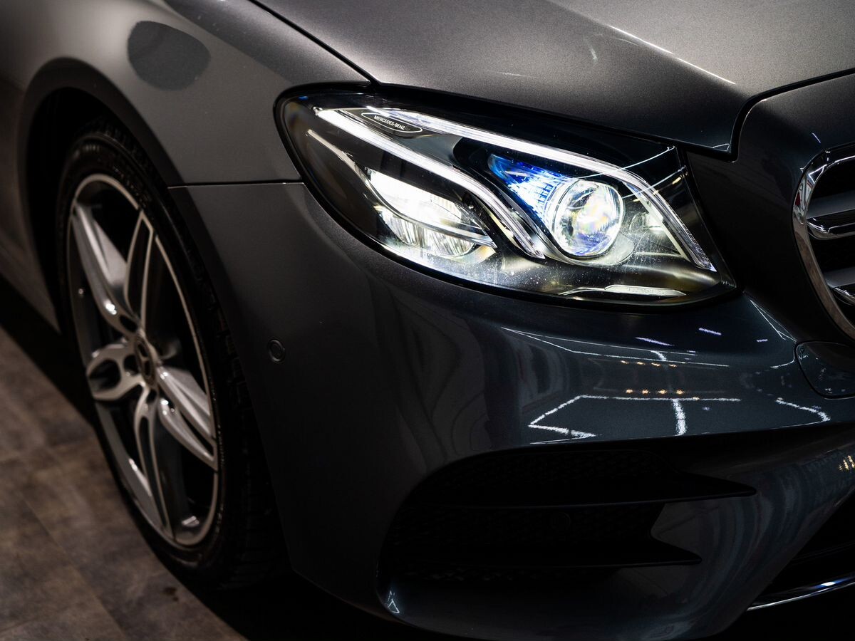 Mercedes-Benz E-Class 2019 - фото автомобиля