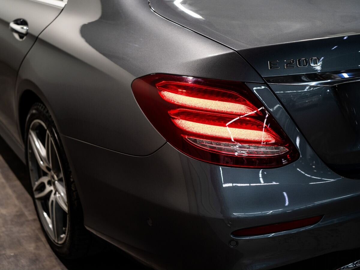 Mercedes-Benz E-Class 2019 - фото автомобиля