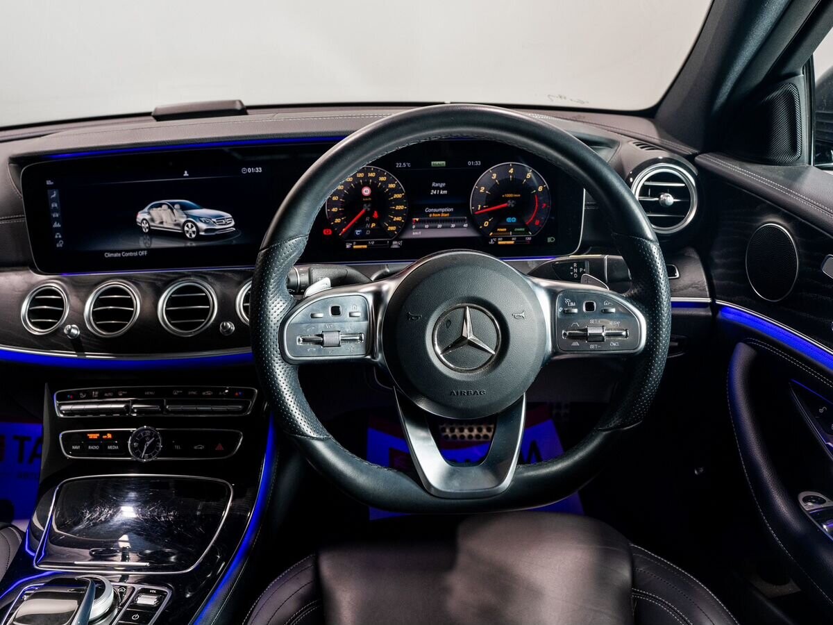 Mercedes-Benz E-Class 2019 - фото автомобиля