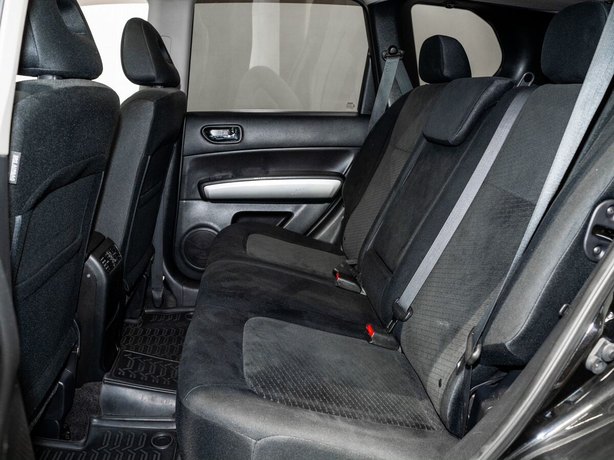 Nissan X-Trail 2012 - фото автомобиля