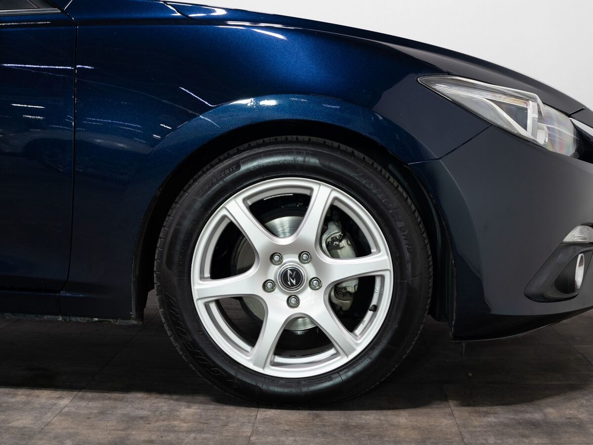 Mazda Axela 2015 - фото автомобиля