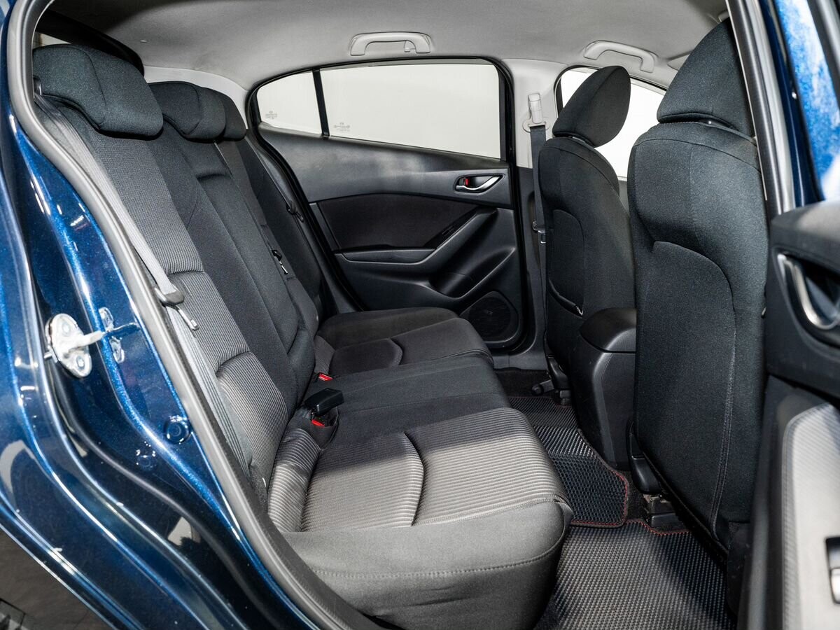 Mazda Axela 2015 - фото автомобиля