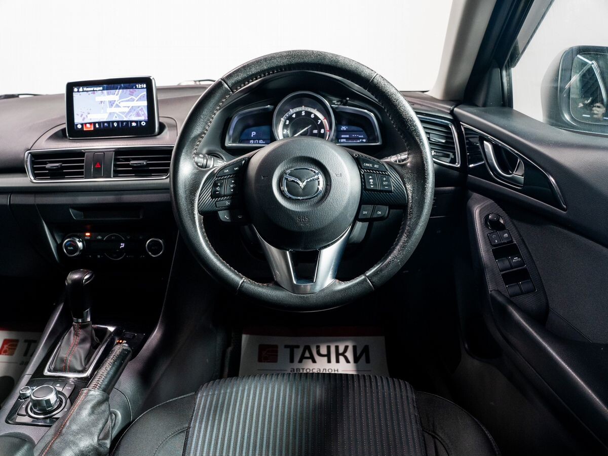 Mazda Axela 2015 - фото автомобиля