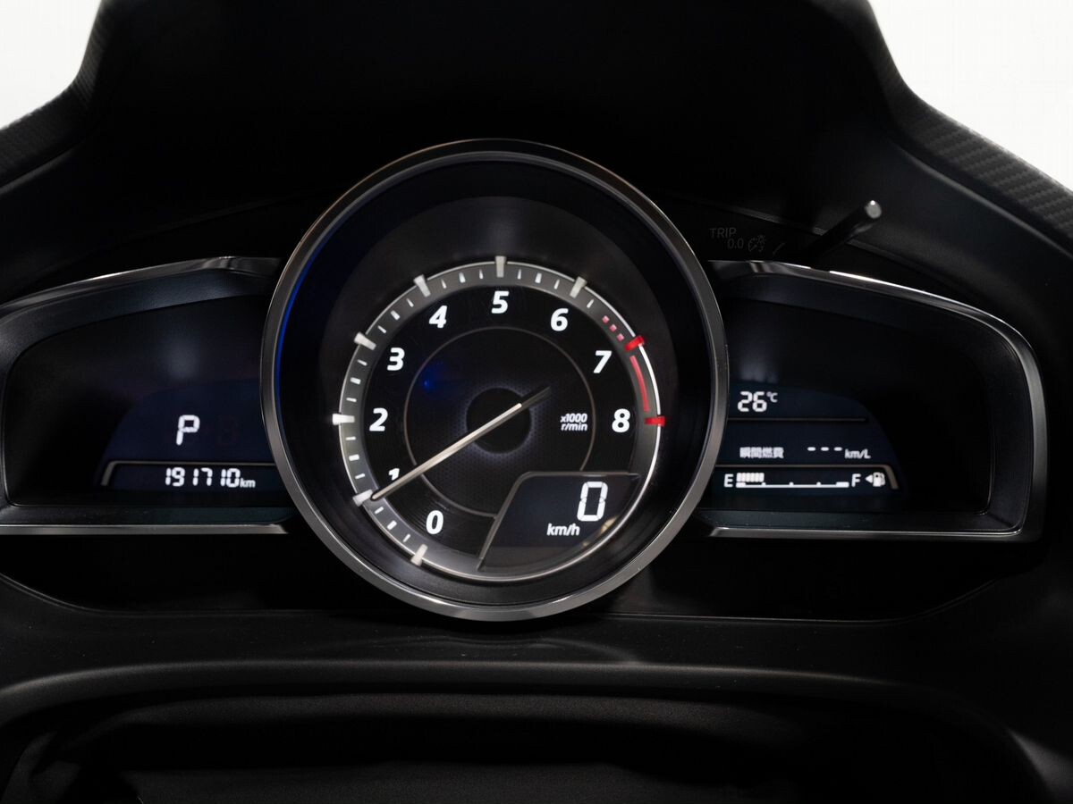 Mazda Axela 2015 - фото автомобиля