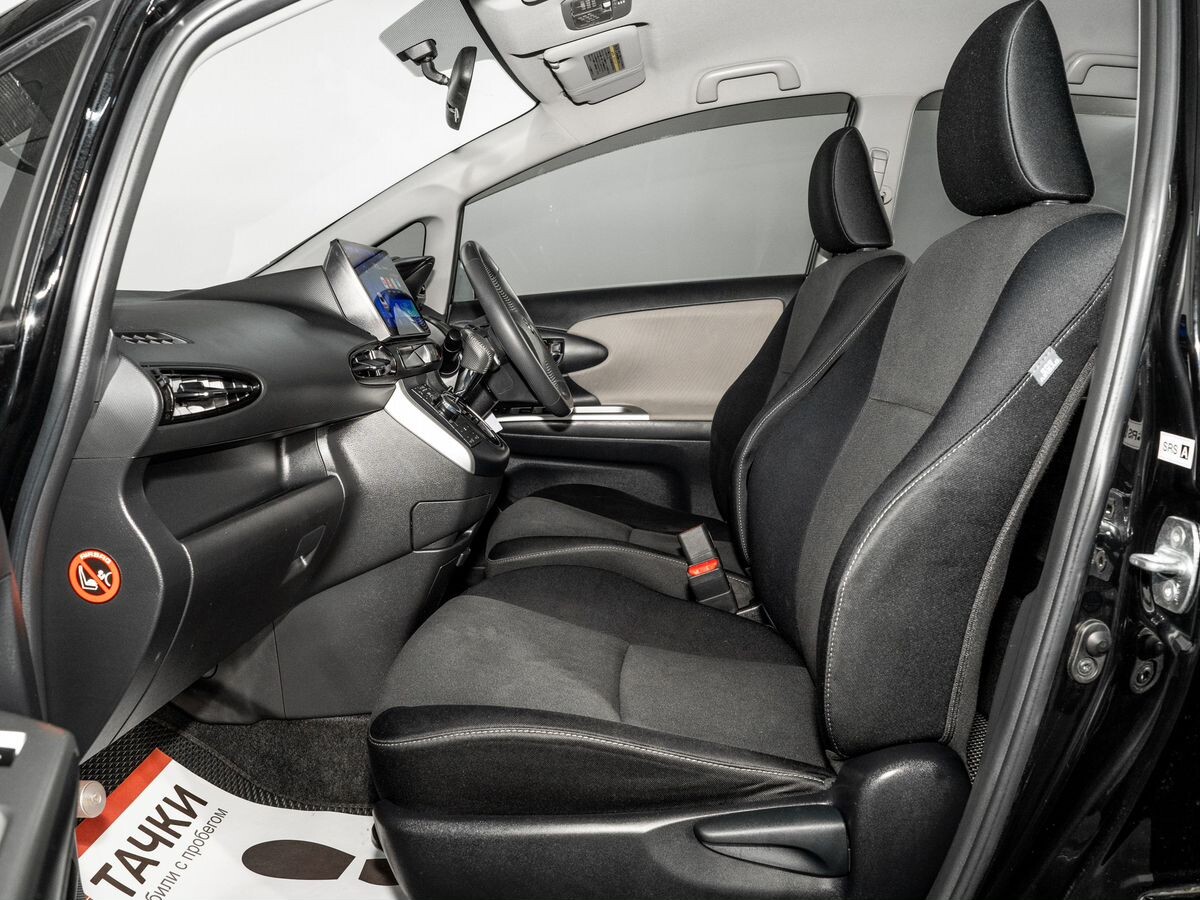 Toyota Wish 2009 - фото автомобиля