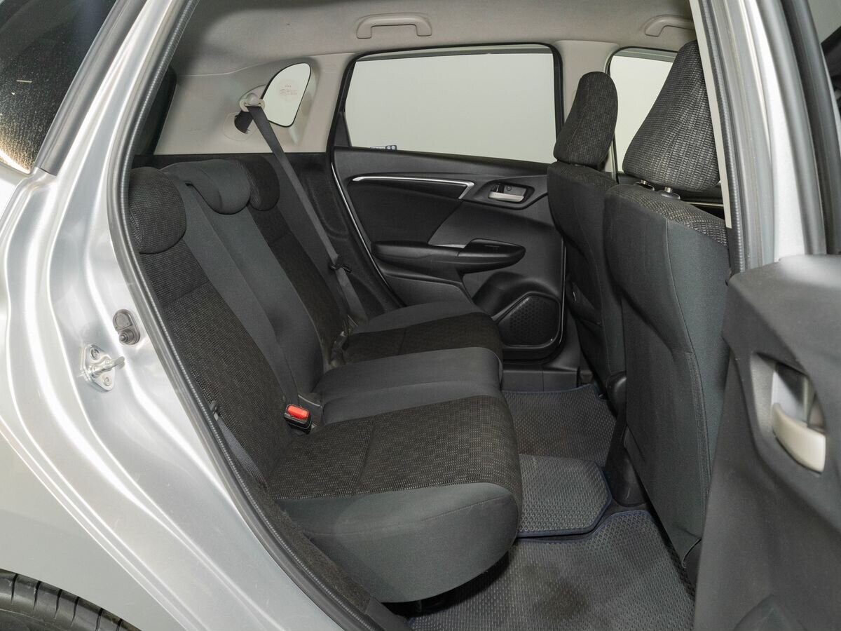 Honda Fit 2016 - фото автомобиля