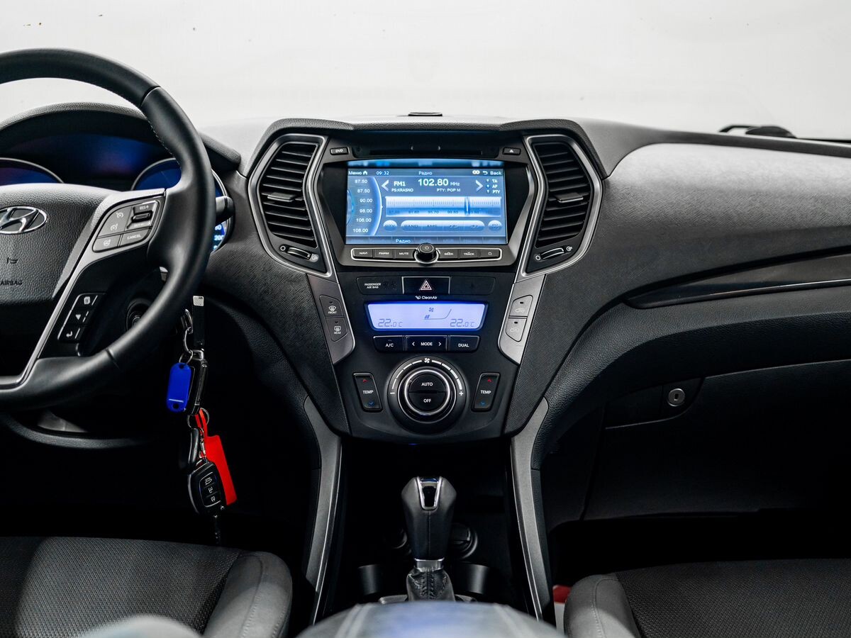 Hyundai Santa Fe 2013 - фото автомобиля