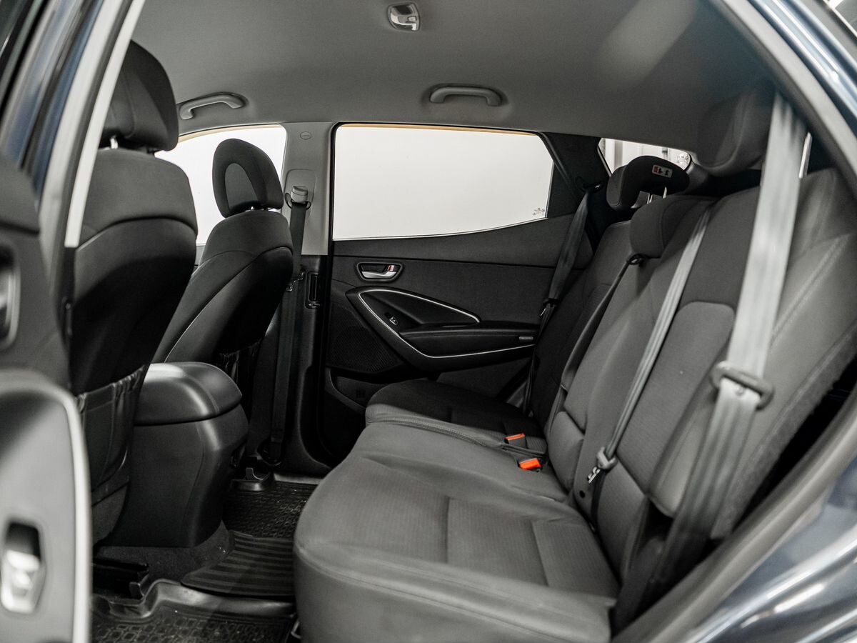 Hyundai Santa Fe 2013 - фото автомобиля