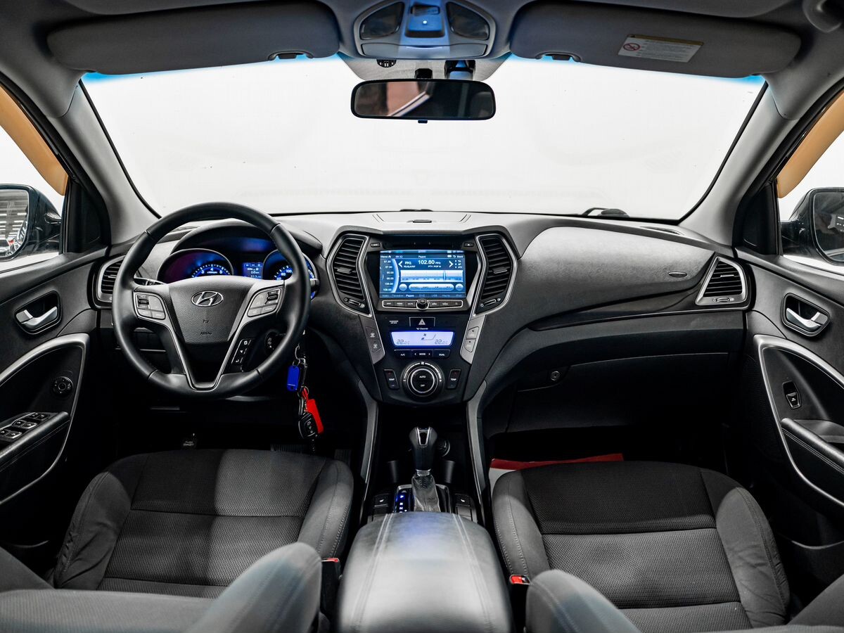 Hyundai Santa Fe 2013 - фото автомобиля
