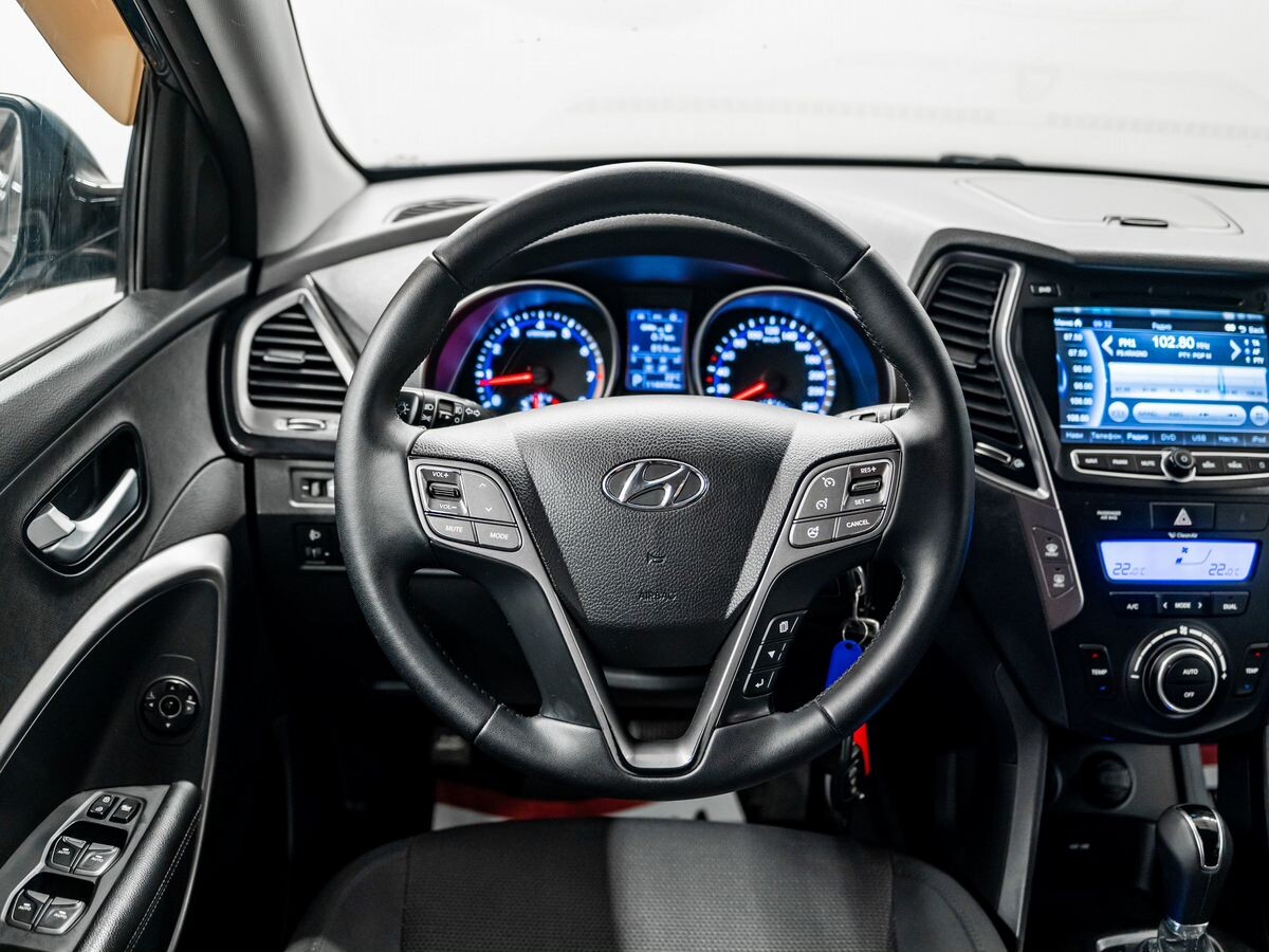 Hyundai Santa Fe 2013 - фото автомобиля