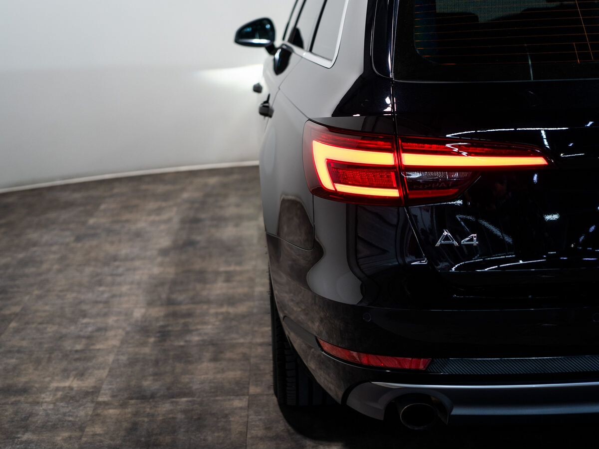 Audi A4 2017 - фото автомобиля
