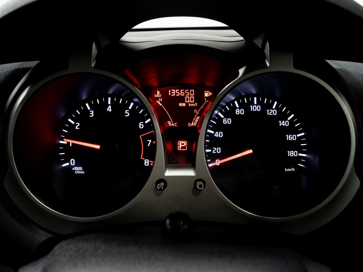 Nissan Juke 2016 - фото автомобиля