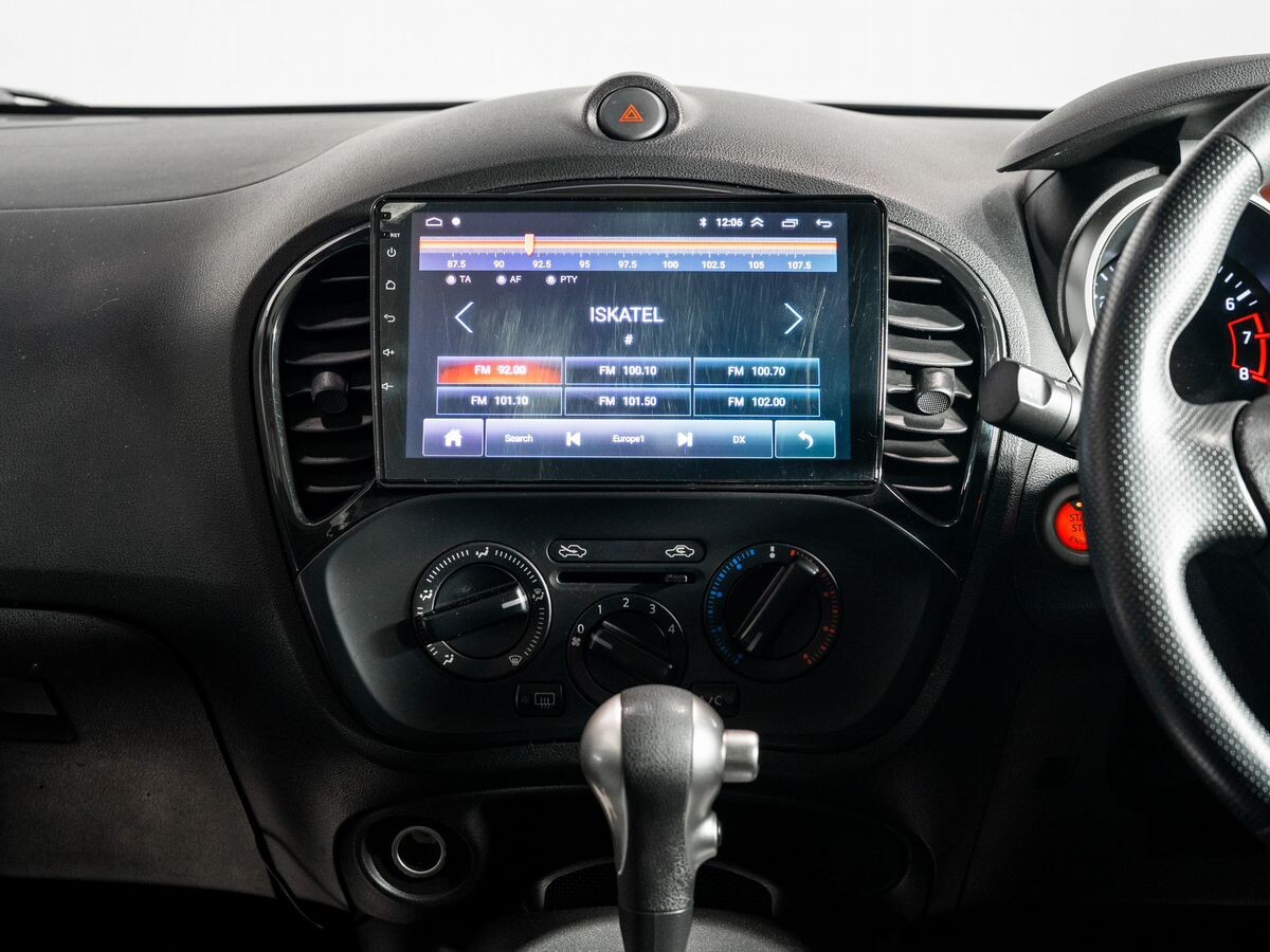 Nissan Juke 2016 - фото автомобиля