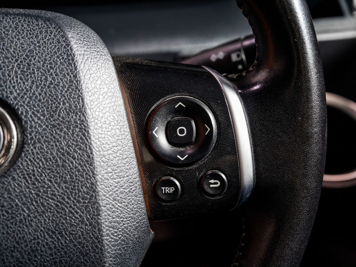 Toyota Sienta 2016 - фото автомобиля