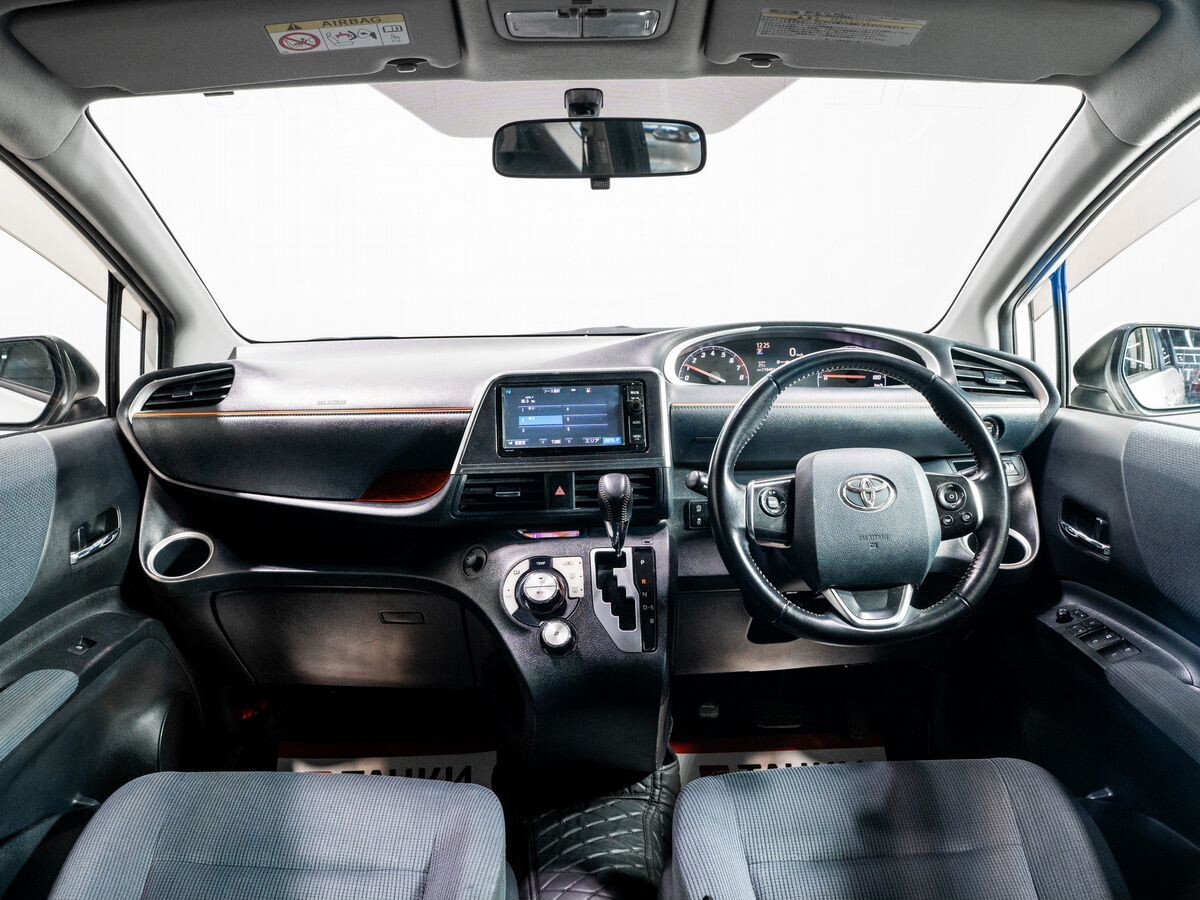 Toyota Sienta 2016 - фото автомобиля