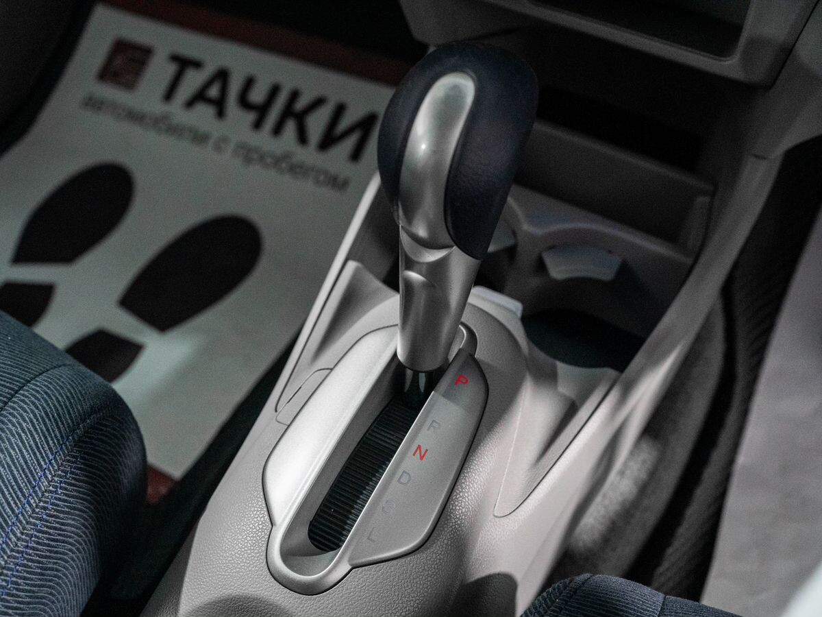 Honda Insight 2010 - фото автомобиля