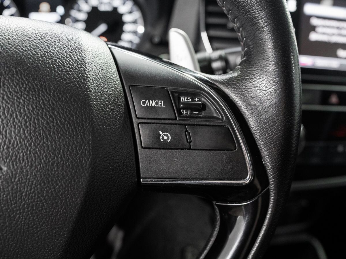 Mitsubishi Outlander 2019 - фото автомобиля