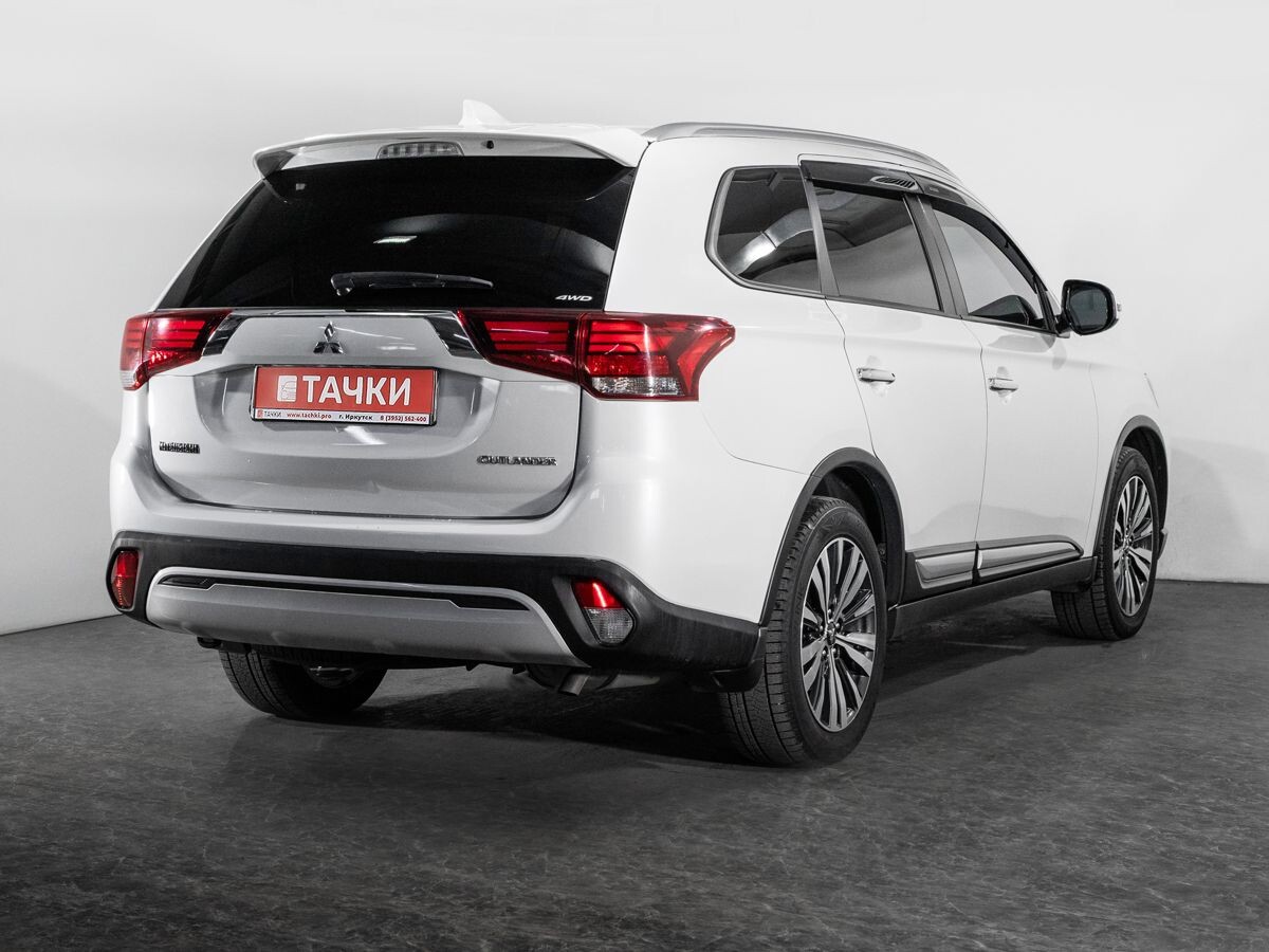 Mitsubishi Outlander 2019 - фото автомобиля