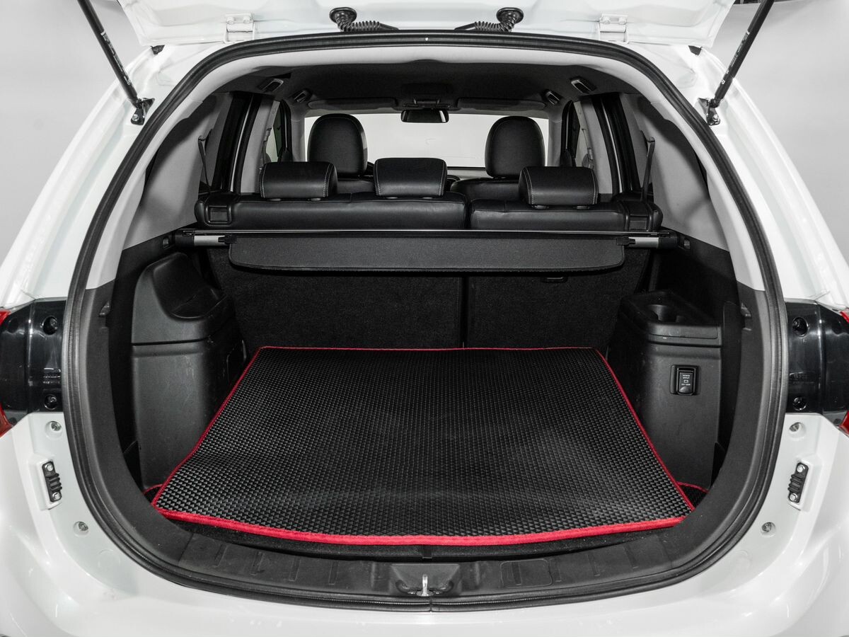 Mitsubishi Outlander 2019 - фото автомобиля