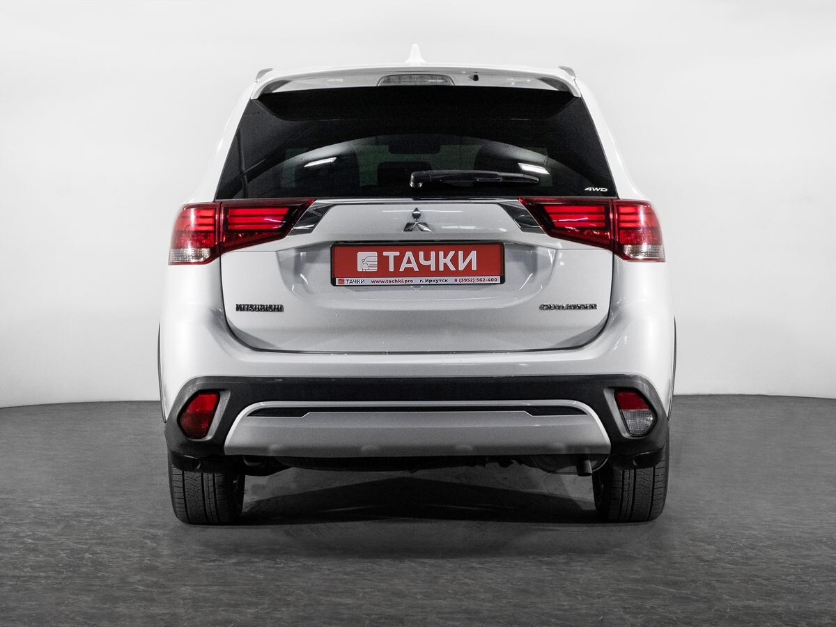 Mitsubishi Outlander 2019 - фото автомобиля