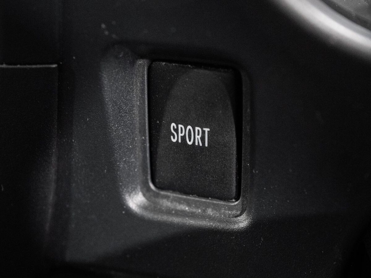 Toyota Ractis 2013 - фото автомобиля