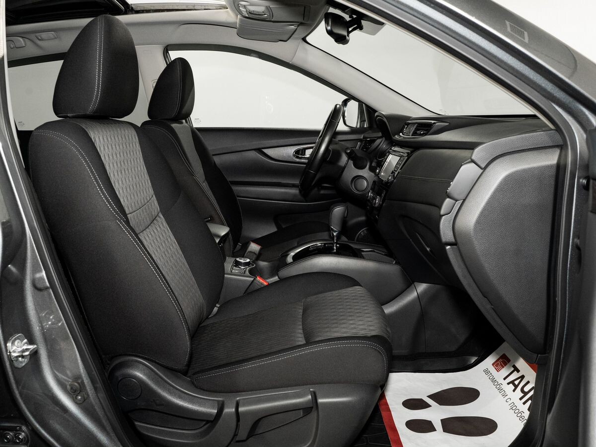 Nissan X-Trail 2018 - фото автомобиля