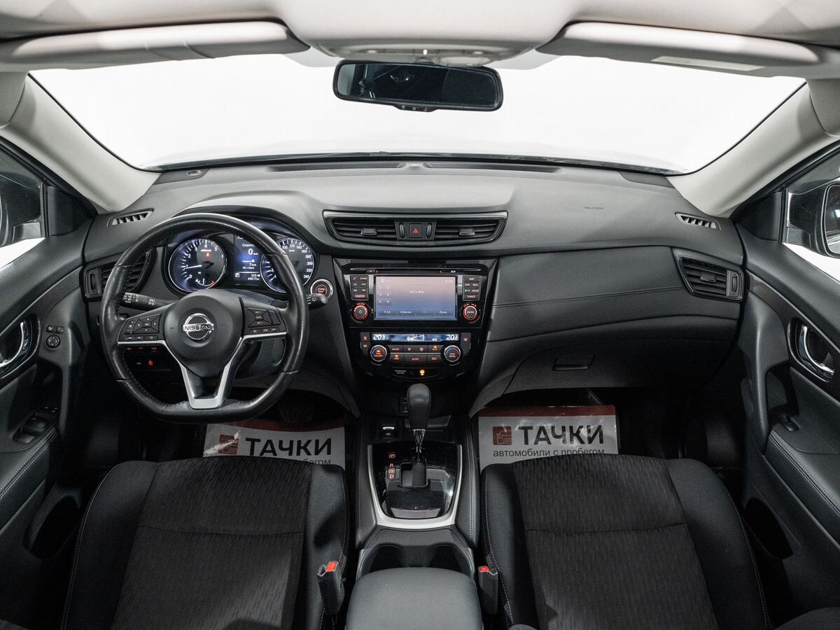 Nissan X-Trail 2018 - фото автомобиля