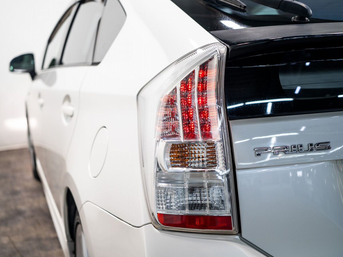Toyota Prius 2009 - фото автомобиля