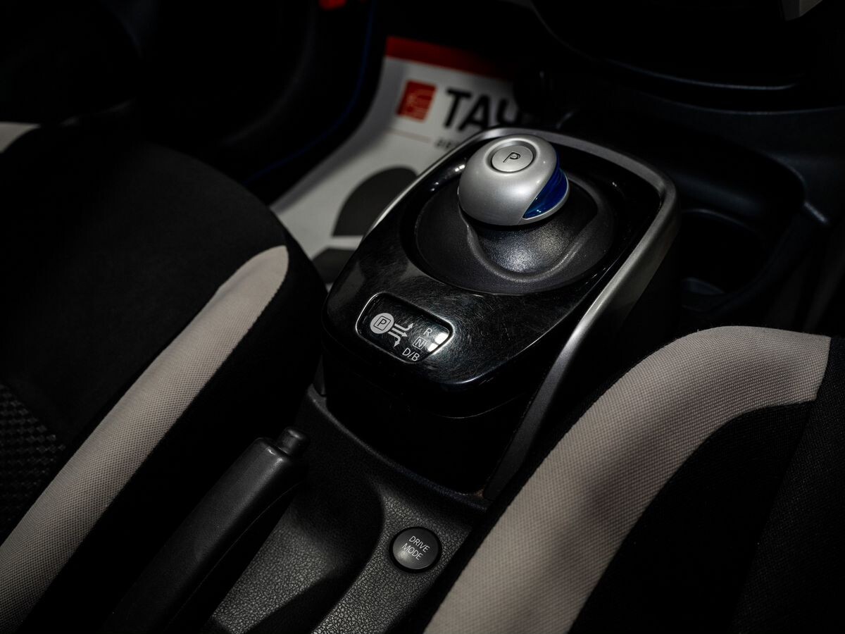Nissan Note 2017 - фото автомобиля