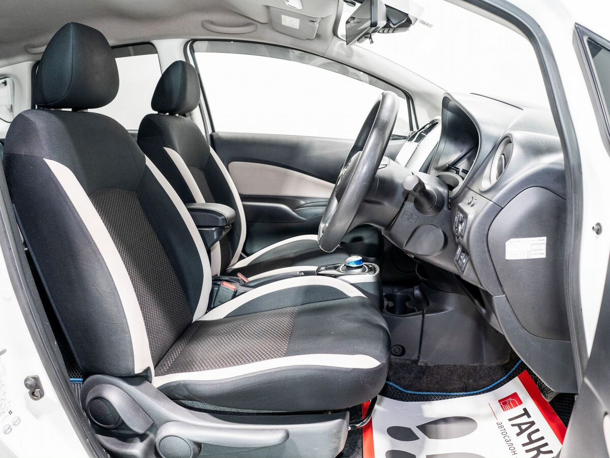Nissan Note 2017 - фото автомобиля