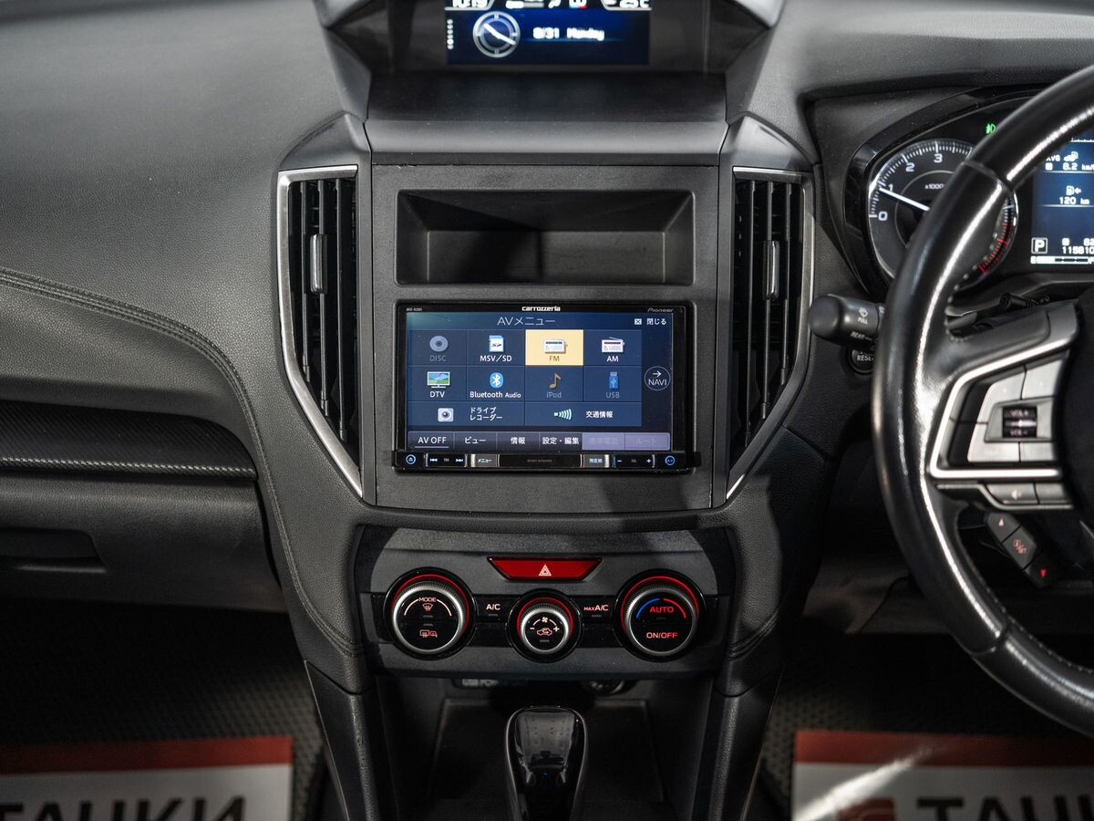 Subaru Impreza 2018 - фото автомобиля