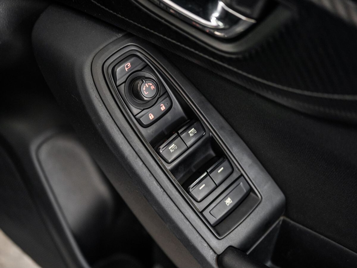 Subaru Impreza 2018 - фото автомобиля