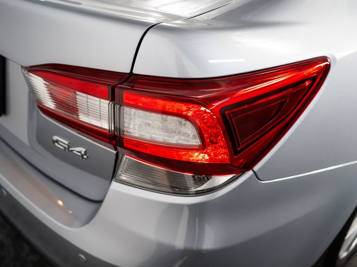 Subaru Impreza 2018 - фото автомобиля
