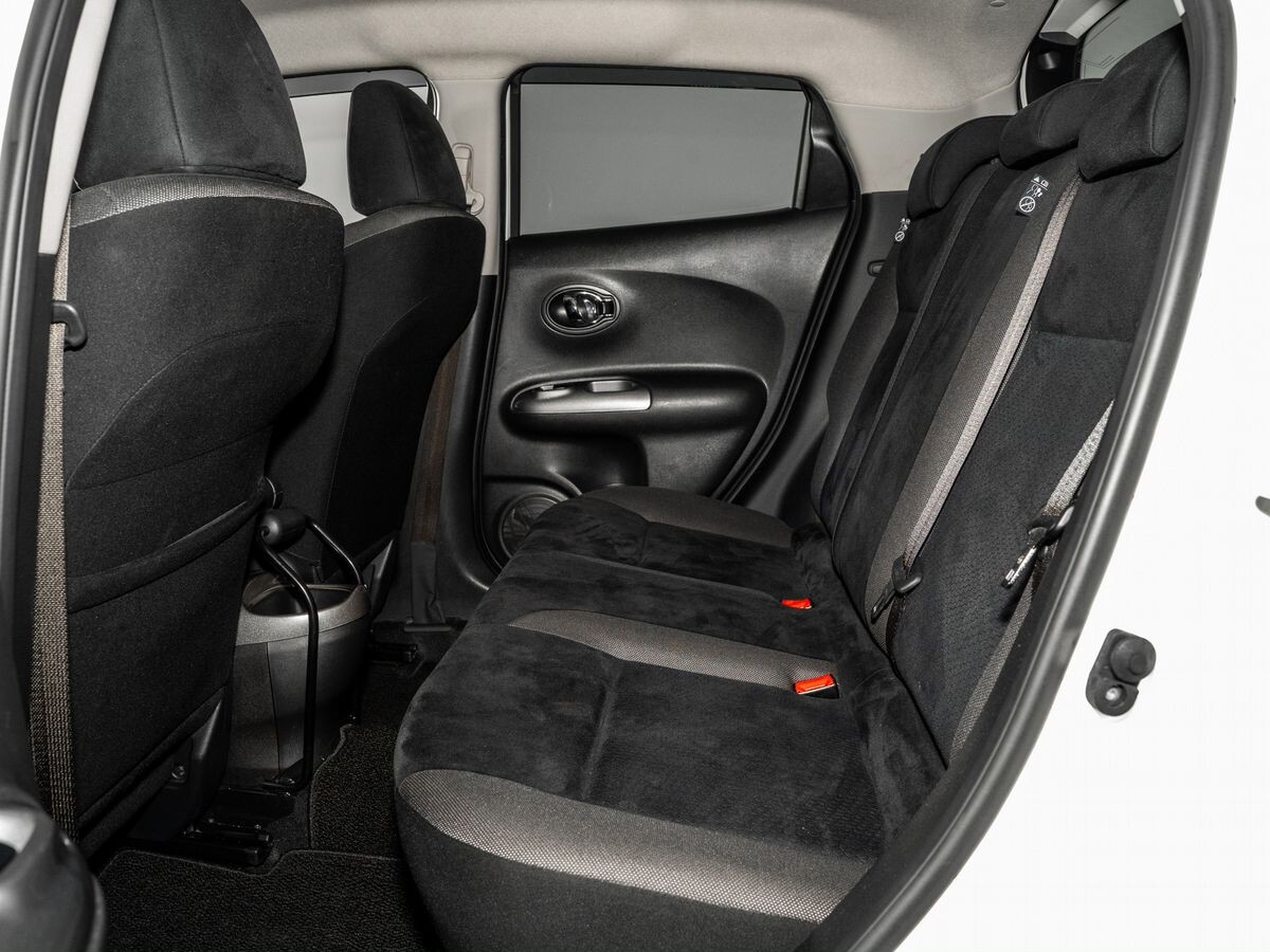 Nissan Juke 2018 - фото автомобиля