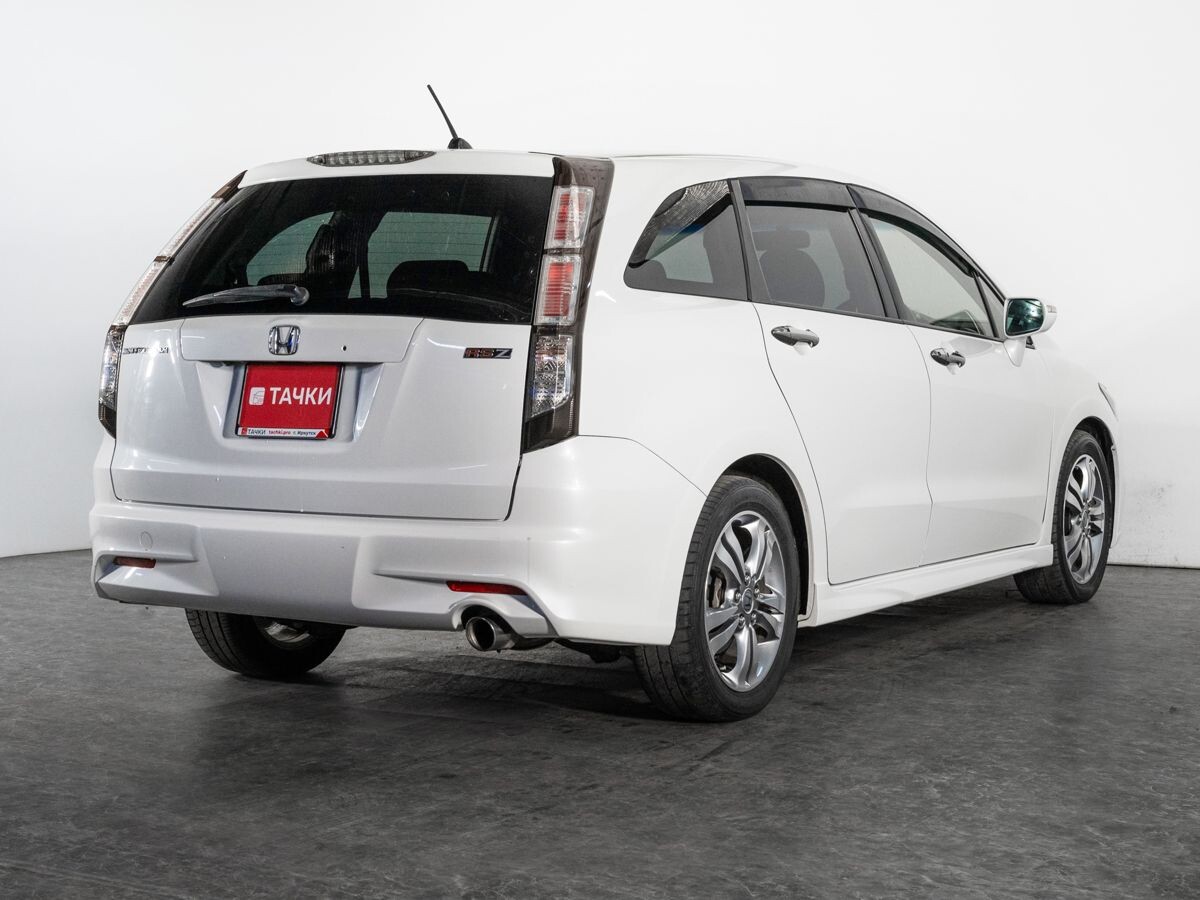 Honda Stream 2013 - фото автомобиля