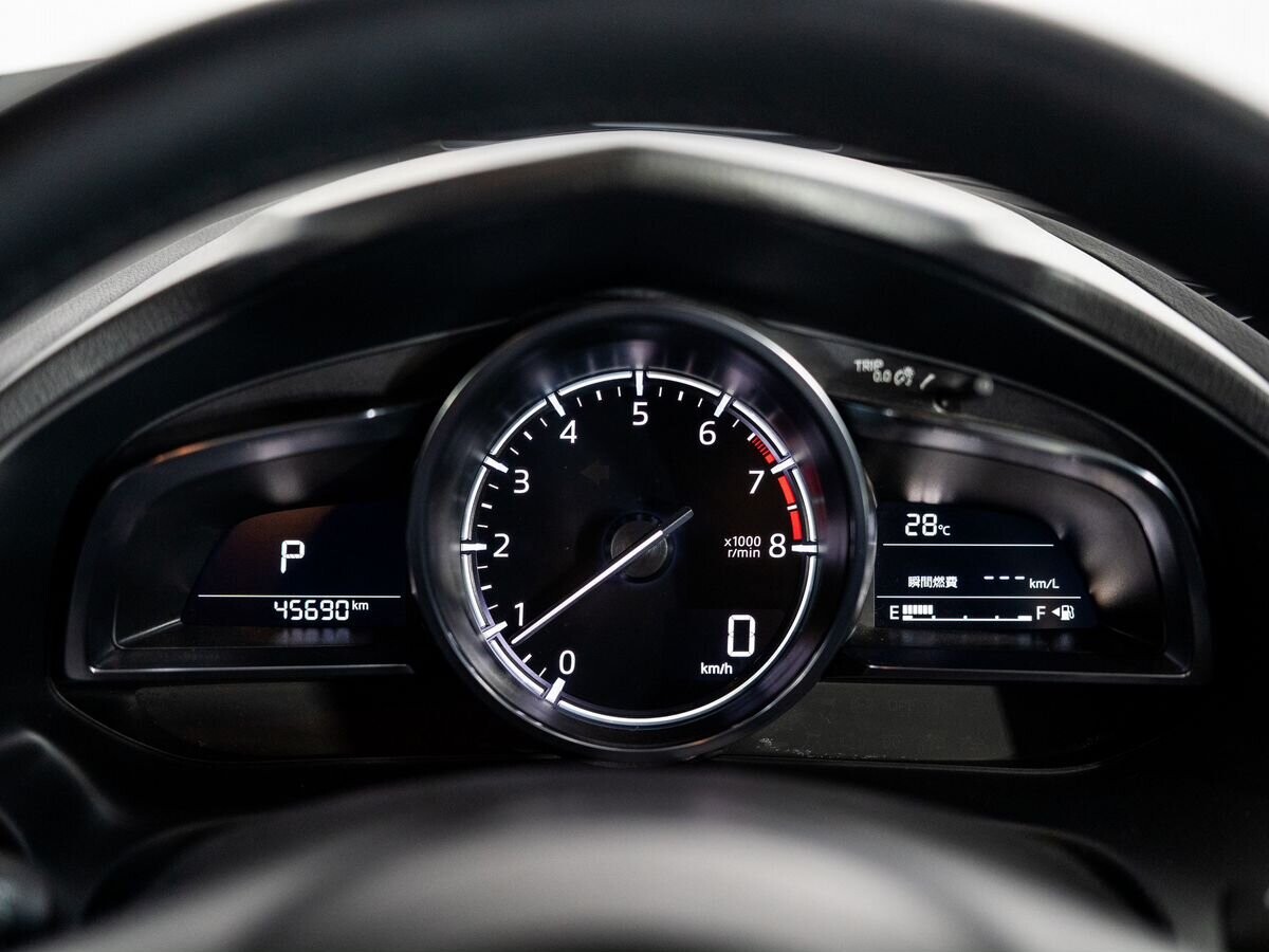 Mazda Axela 2017 - фото автомобиля