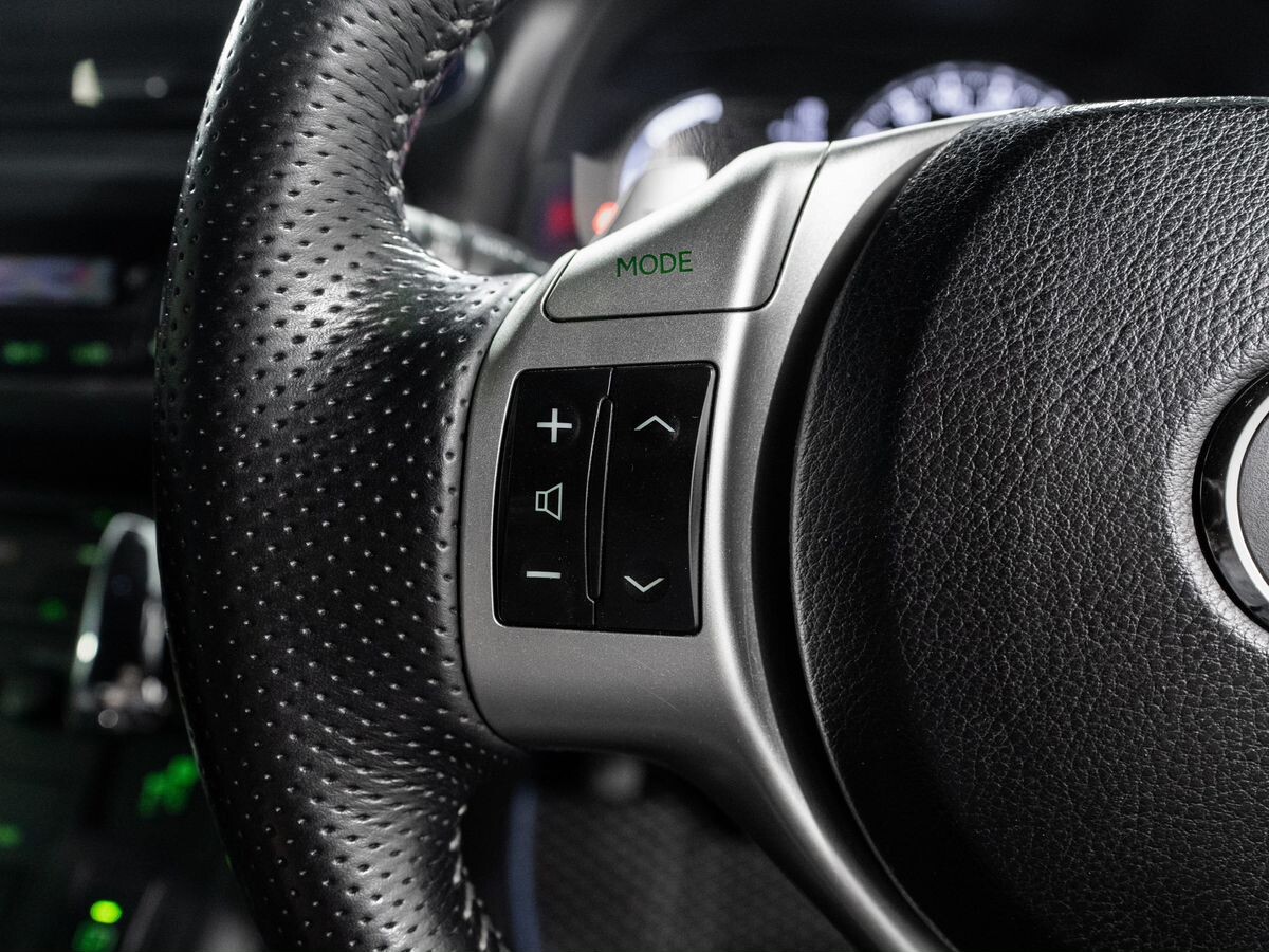 Lexus CT200h 2012 - фото автомобиля