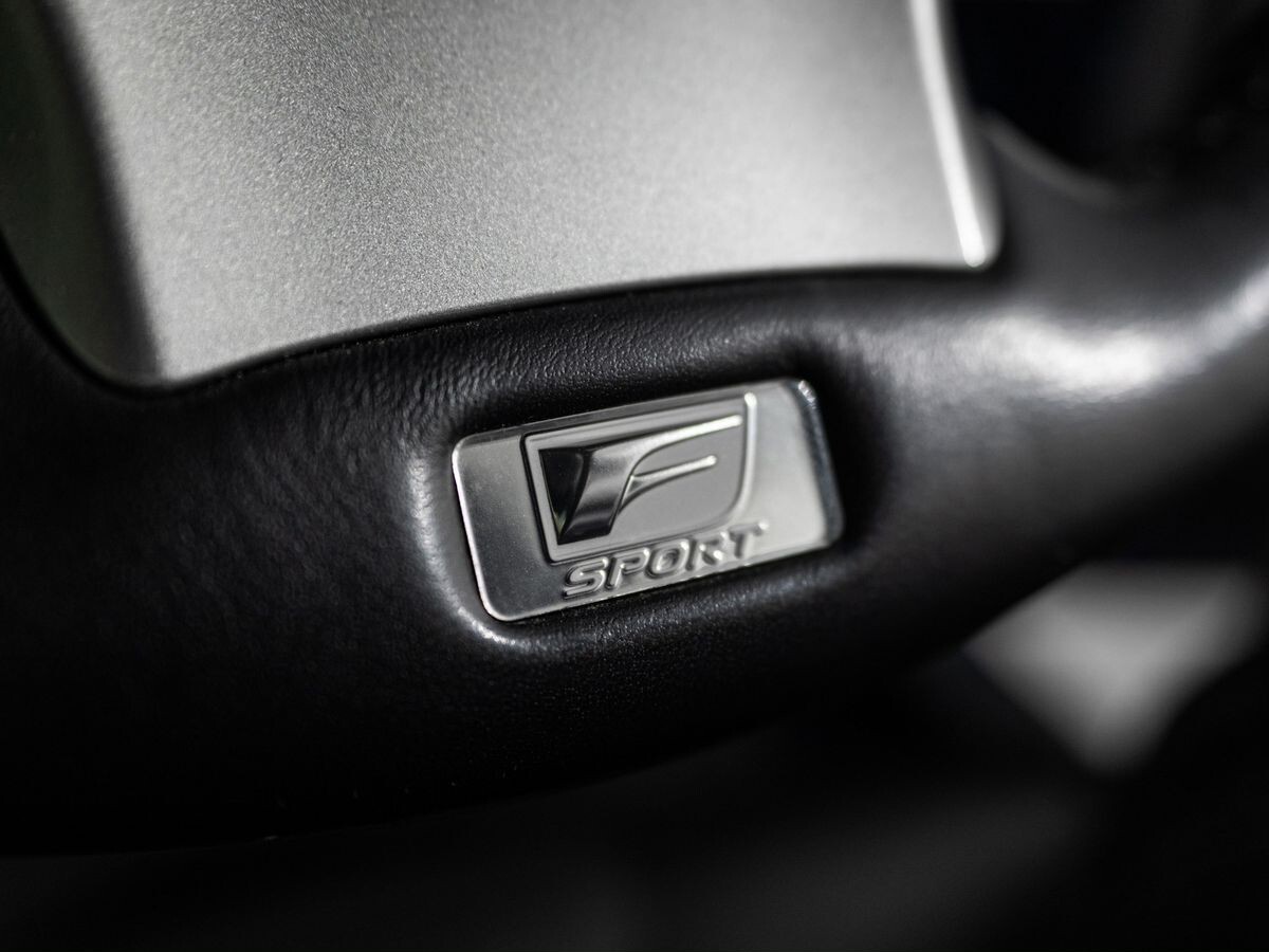 Lexus CT200h 2012 - фото автомобиля