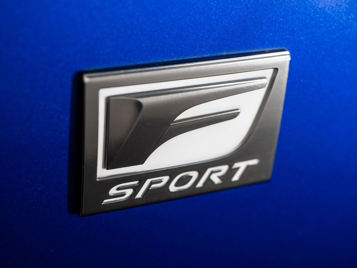 Lexus CT200h 2012 - фото автомобиля
