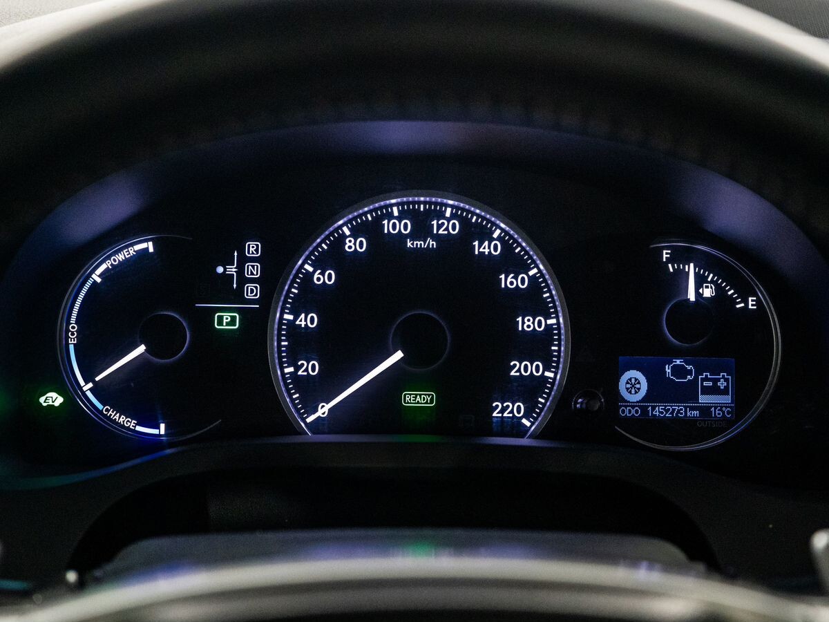 Lexus CT200h 2012 - фото автомобиля