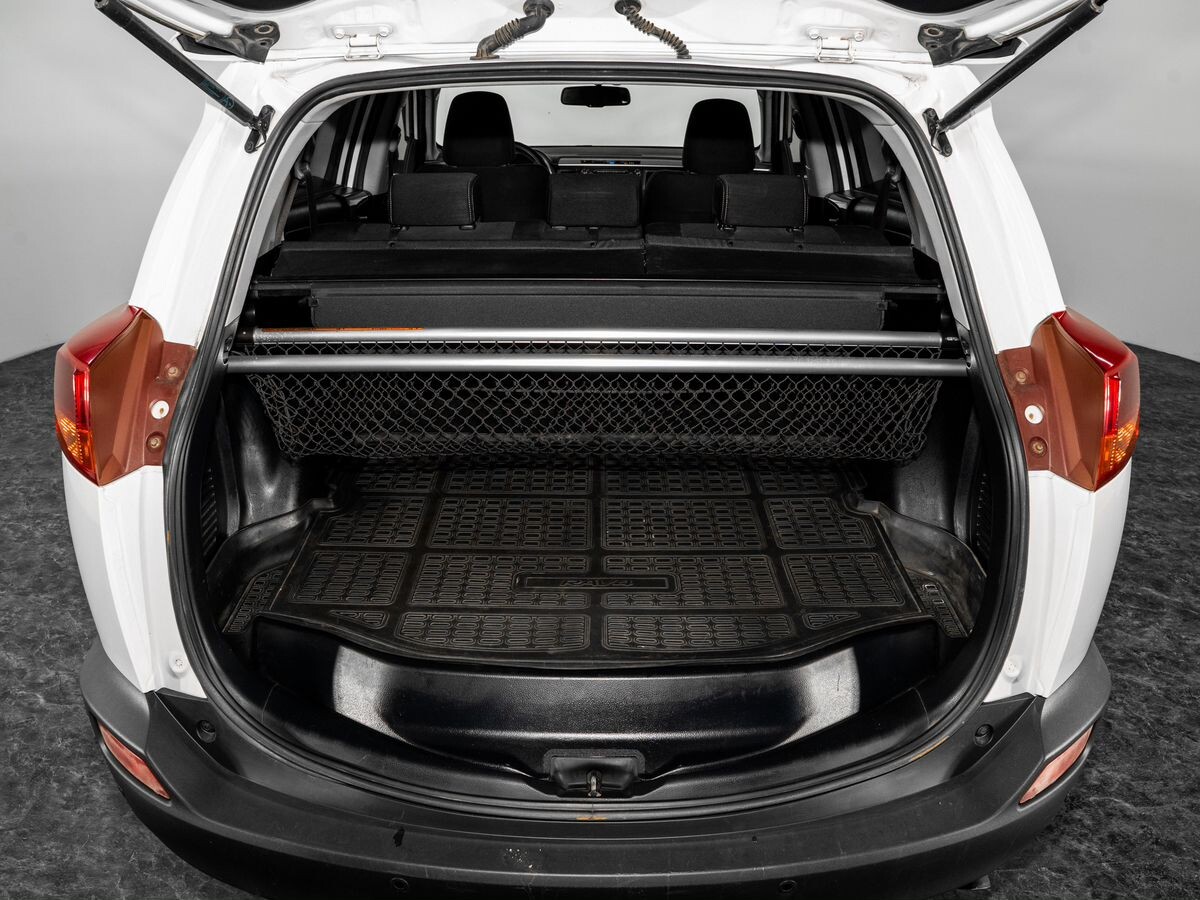 Toyota RAV4 2013 - фото автомобиля