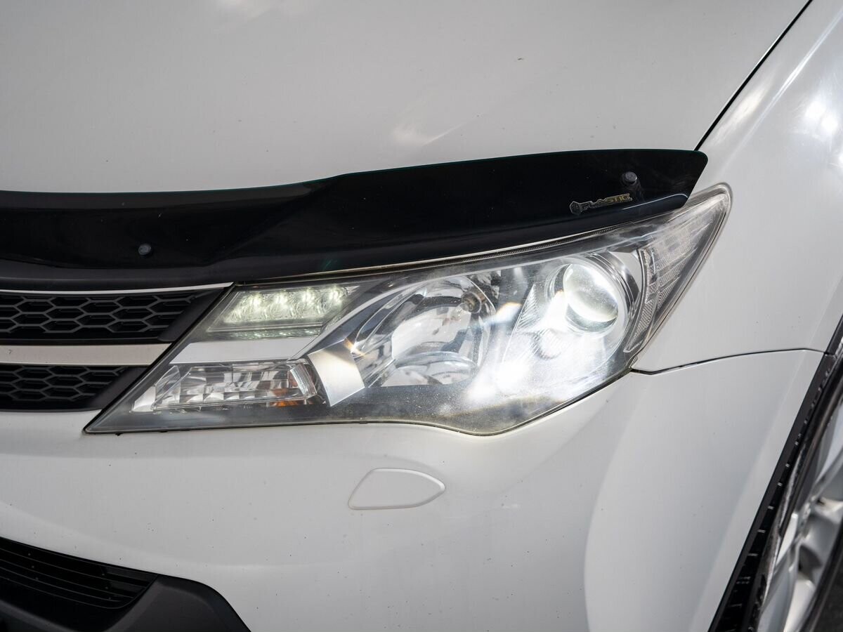 Toyota RAV4 2013 - фото автомобиля