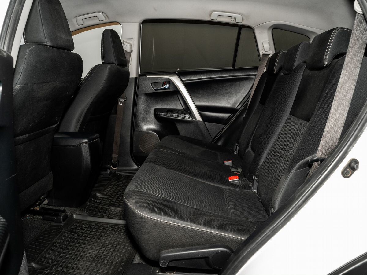 Toyota RAV4 2013 - фото автомобиля