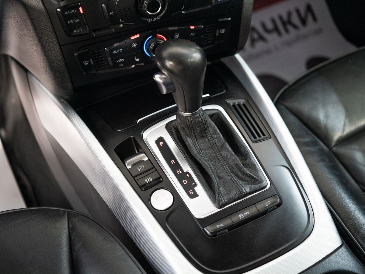 Audi Q5 2012 - фото автомобиля