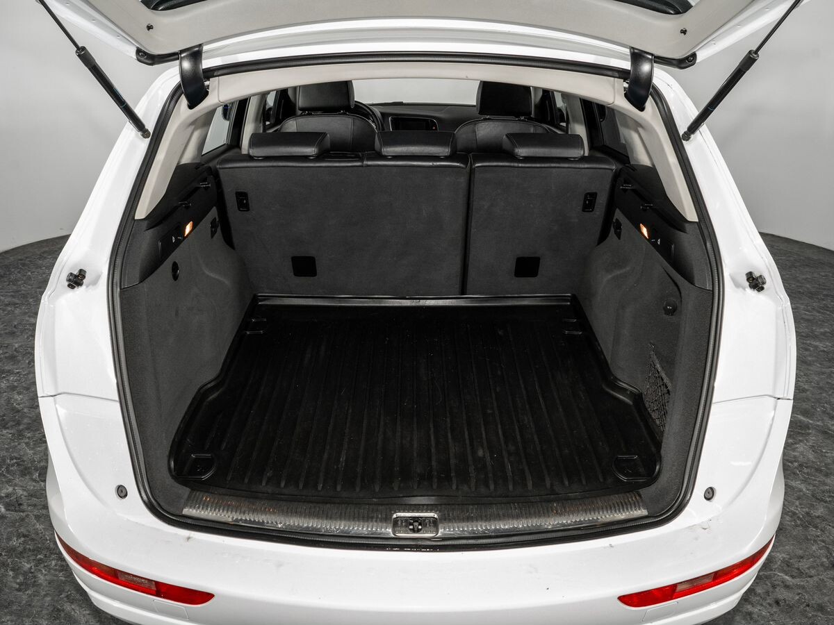 Audi Q5 2012 - фото автомобиля