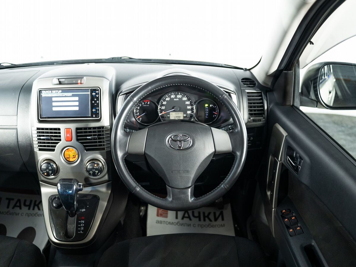 Toyota Rush 2009 - фото автомобиля