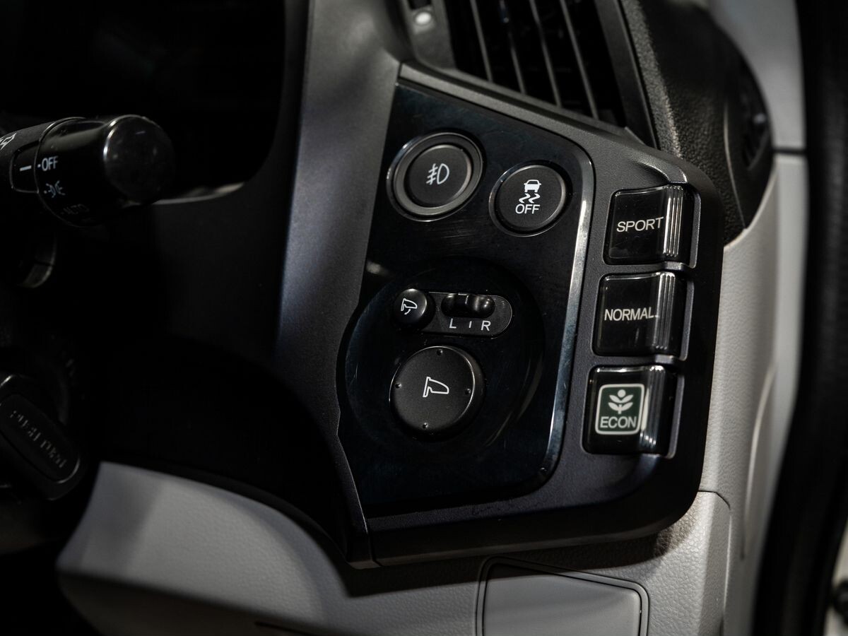 Honda CR-Z 2010 - фото автомобиля