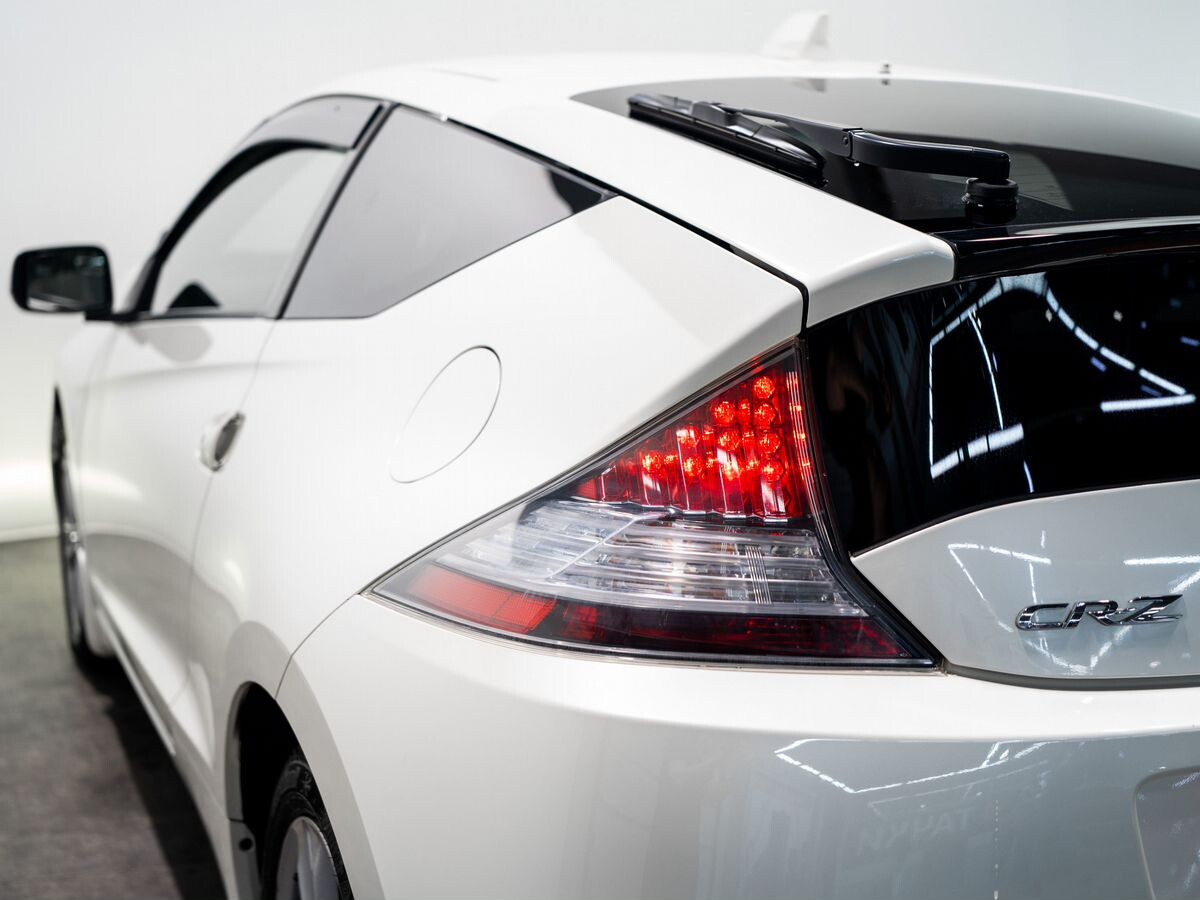 Honda CR-Z 2010 - фото автомобиля